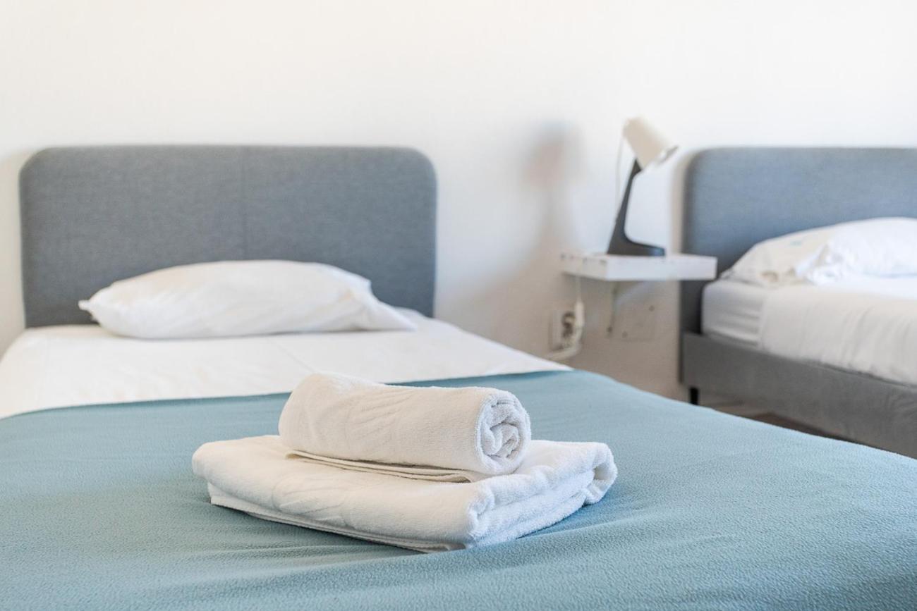 Blife Marya Private Rooms - Airport Stay FAO Exterior foto